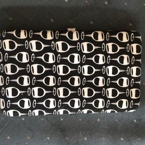 Women’s flat wallet